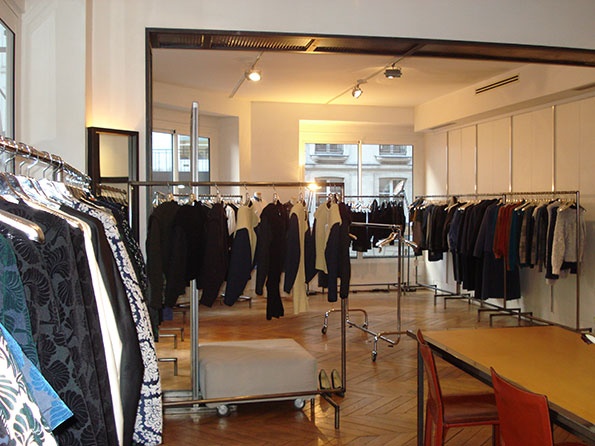 Showroomby - Un espace évènementiel unique en plein coeur de Paris : Collection de vêtement Mode